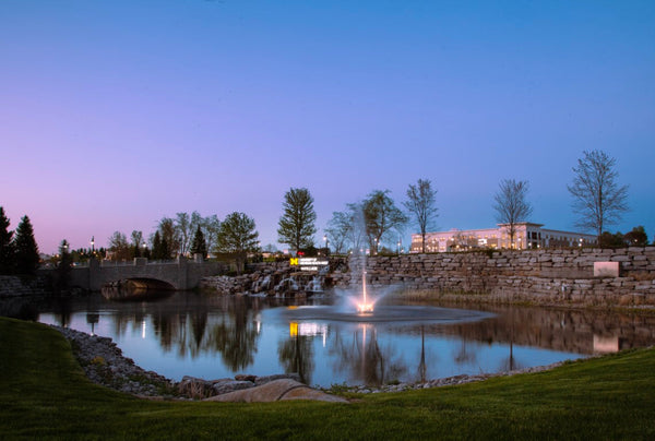 Skyward Fountain For Large, Commercial Ponds
