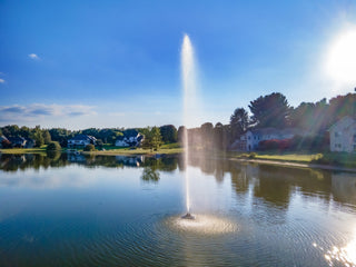 Gusher Fountain For Small, Residential Ponds