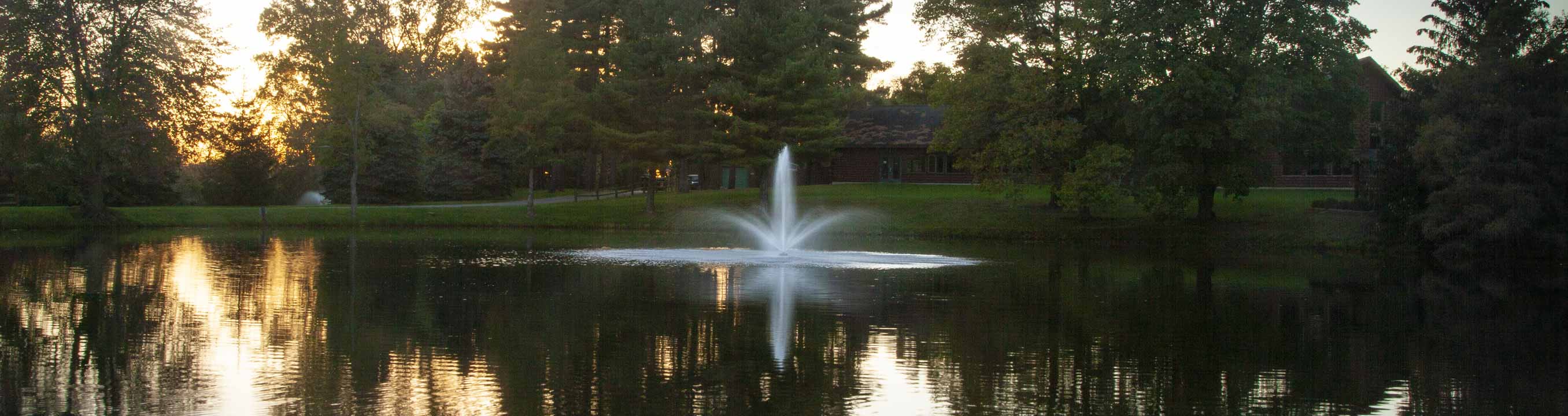 Baystone Fountain For Medium, Residential Ponds